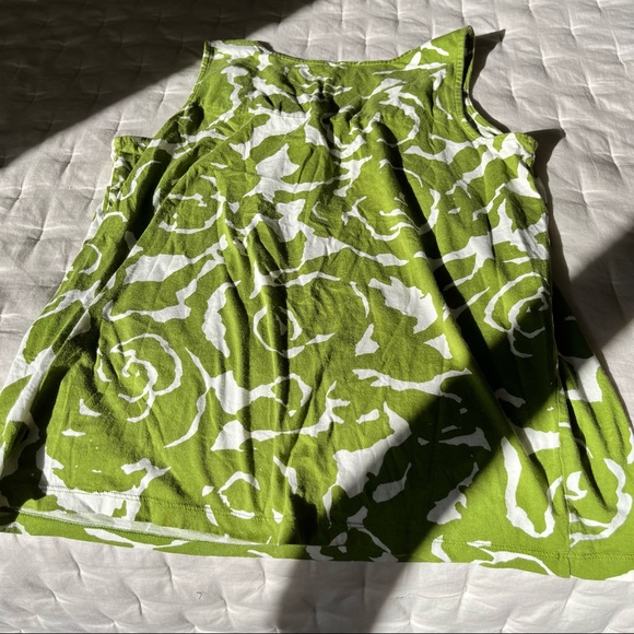 Pattern Top - Picture 2 of 2